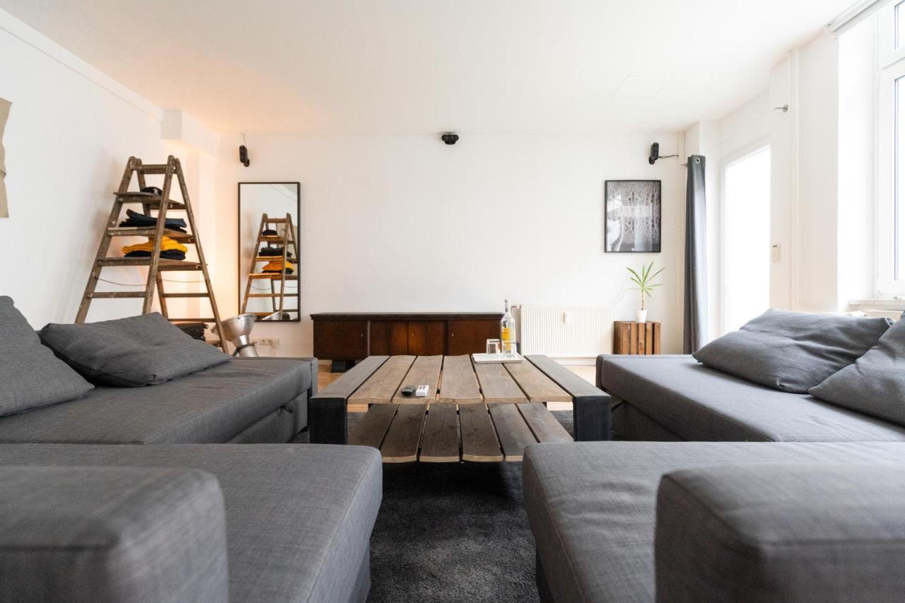 Altbau-studio 230m² Mit Wintergarten Bis 10 Pers. * Erfurt