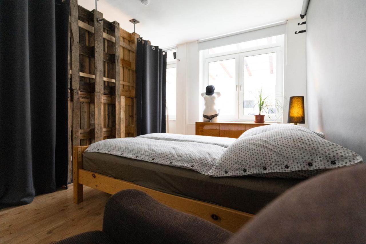 Apartment Altbau-studio 230m² Mit Wintergarten Bis 10 Pers. Erfurt