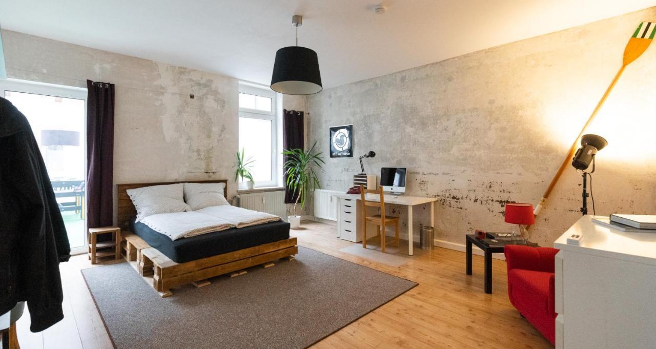 Altbau-studio 230m² Mit Wintergarten Bis 10 Pers. Apartment Erfurt